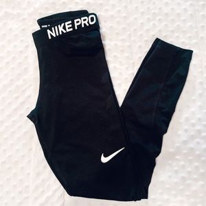 nike pro leggings ⭐️2 FOR $25